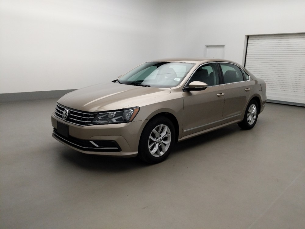 Used 2016 Volkswagen Passat Driver Front Bumper