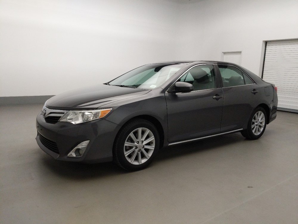 Used 2012 Toyota Camry Driver Front Bumper