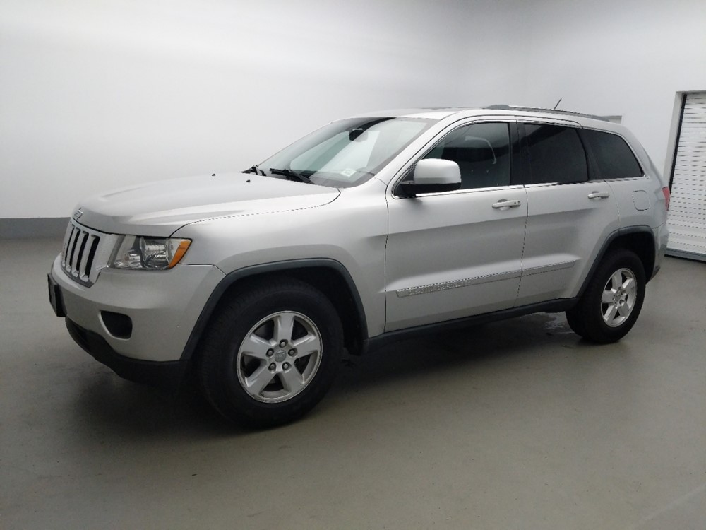 Used 2011 Jeep Grand Cherokee Driver Front Bumper