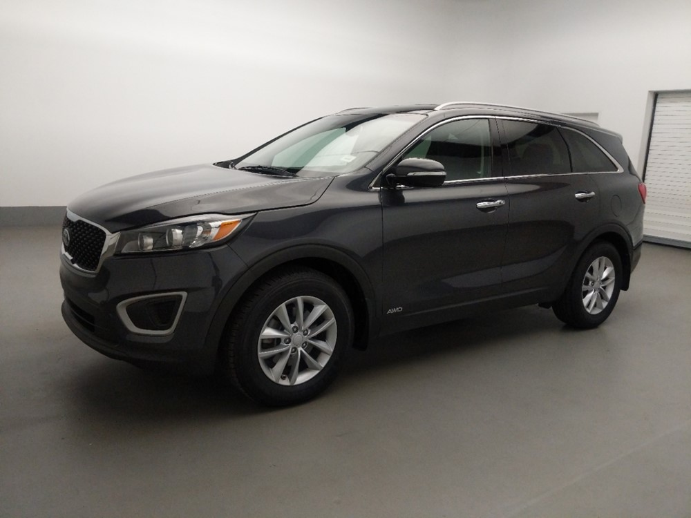 Used 2017 Kia Sorento Driver Front Bumper