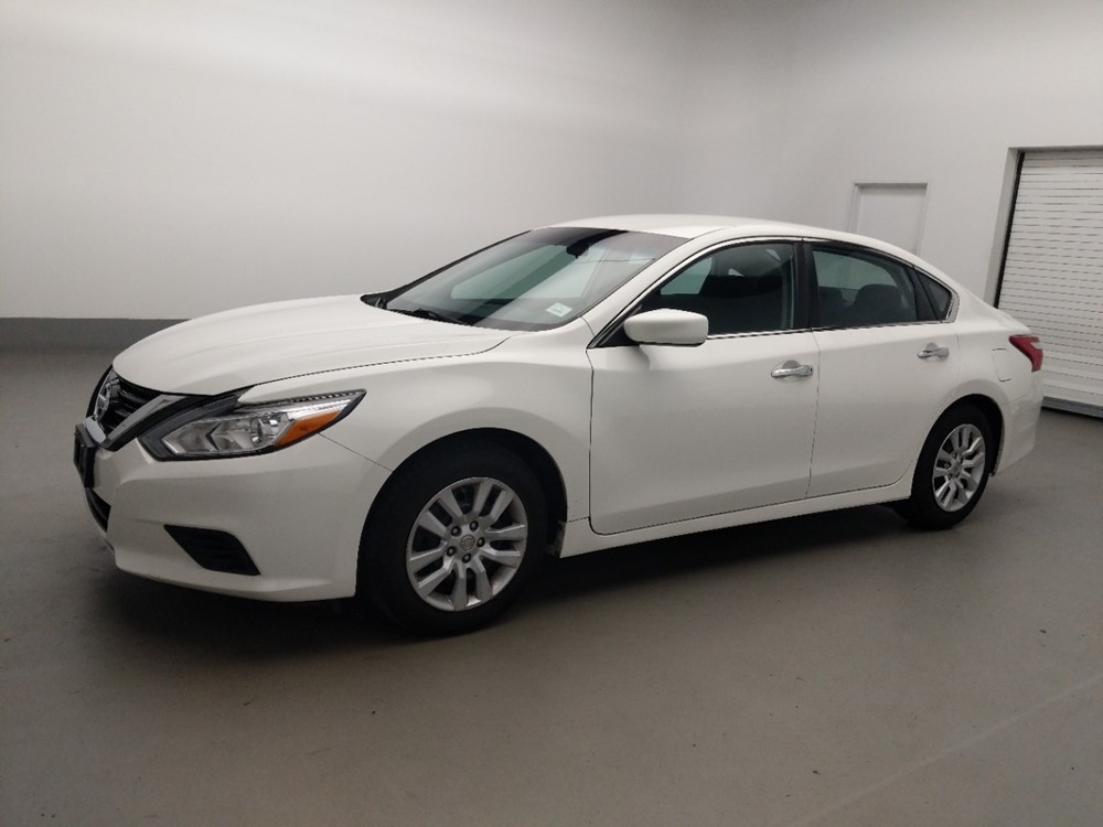 Used 2017 Nissan Altima Driver Front Bumper