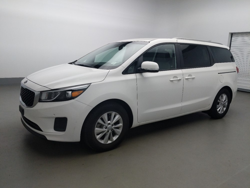 Used 2017 Kia Sedona Driver Front Bumper