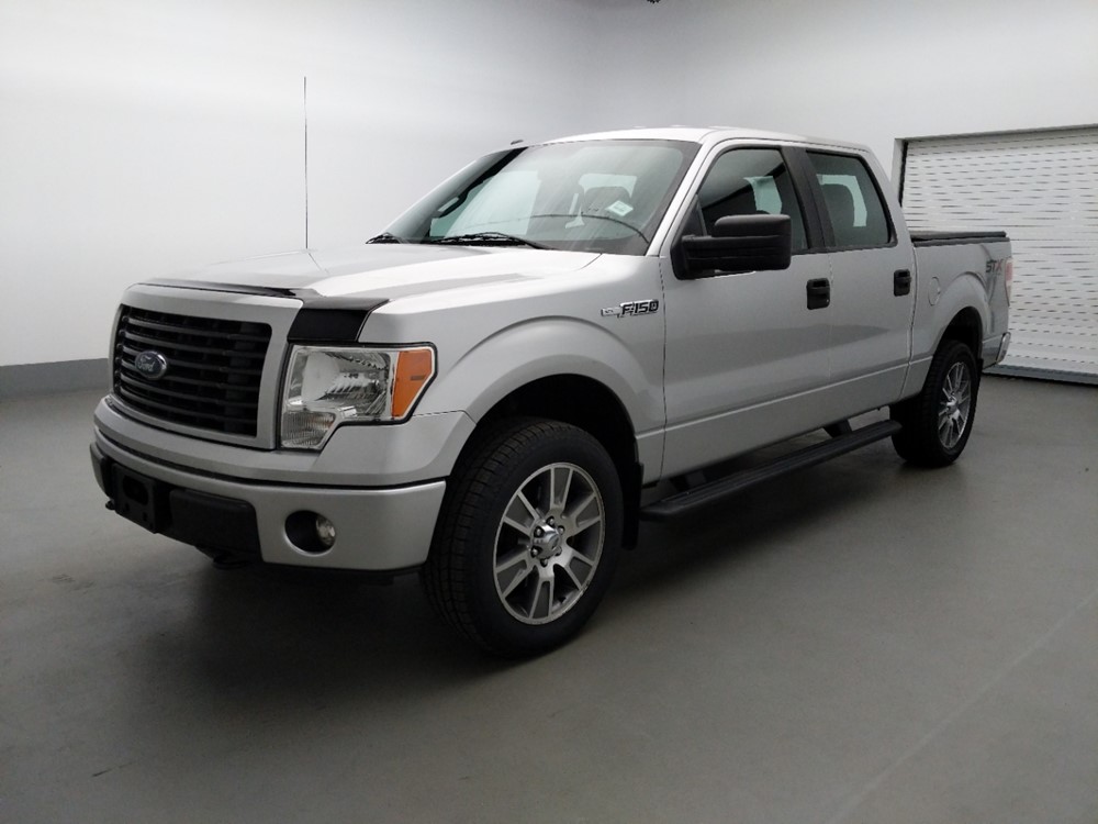 Used 2014 Ford F-150 Driver Front Bumper