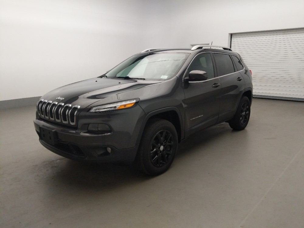 Used 2017 Jeep Cherokee Driver Front Bumper