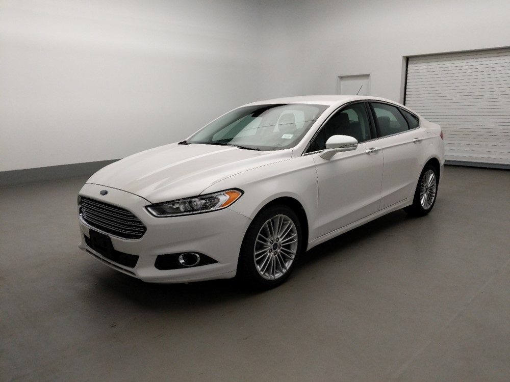 Used 2016 Ford Fusion Driver Front Bumper