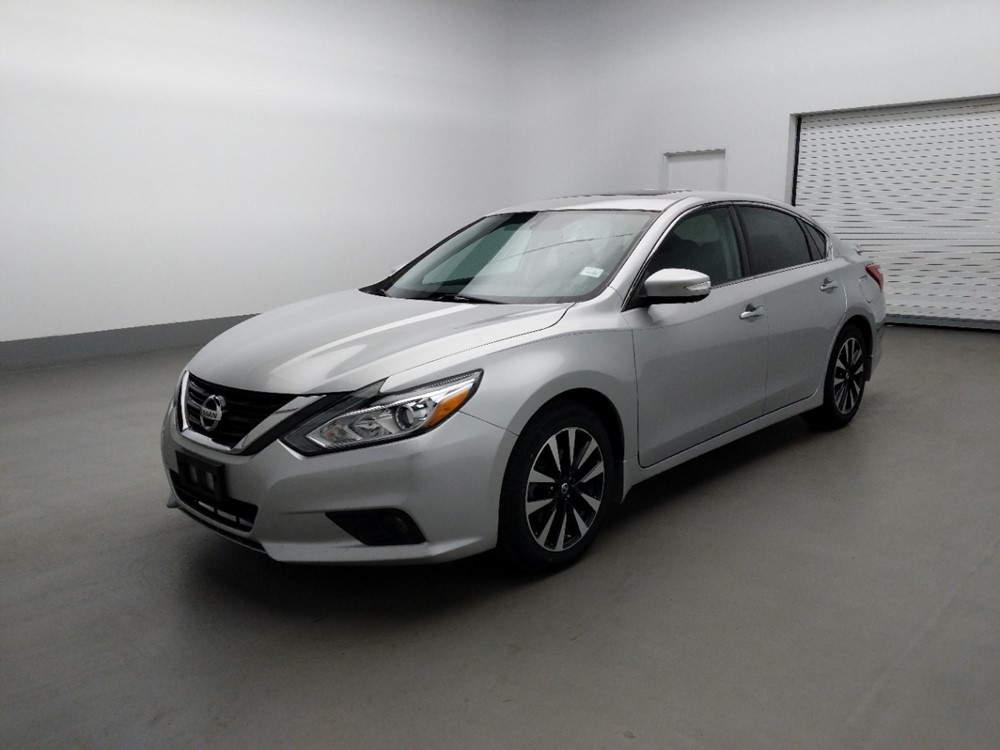 Used 2017 Nissan Altima Driver Front Bumper