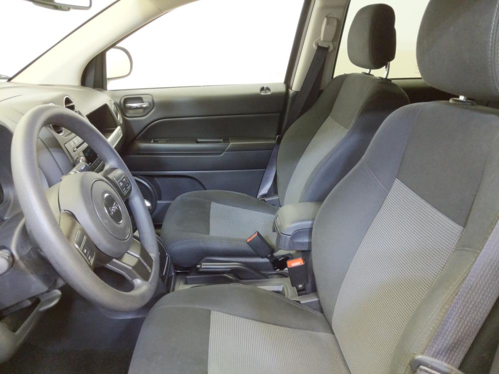 2017 Jeep Compass - Driver Front Seat