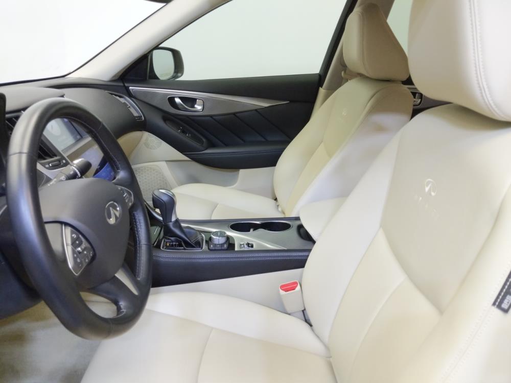 2014 INFINITI Q50 - Driver Front Seat