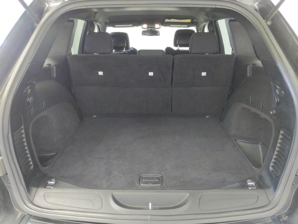 2016 Jeep Grand Cherokee - Trunk