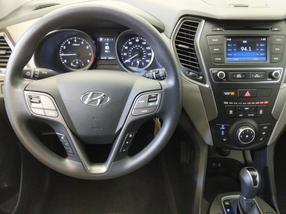 2017 Hyundai Santa Fe - Driver Dash