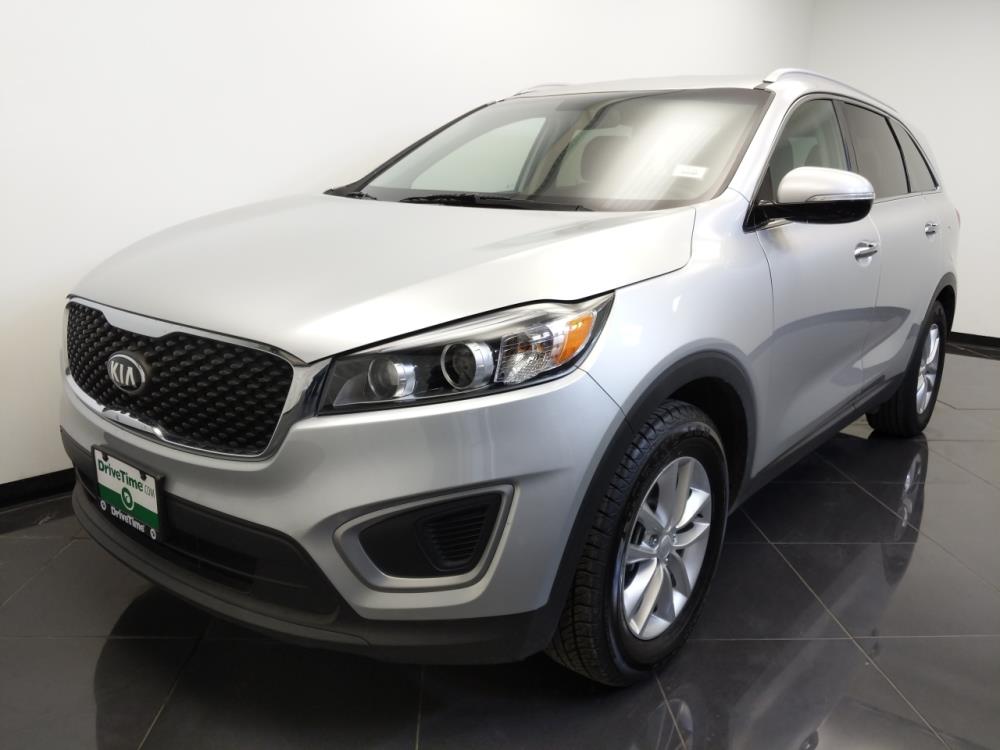 2017 Kia Sorento - Driver Front Bumper