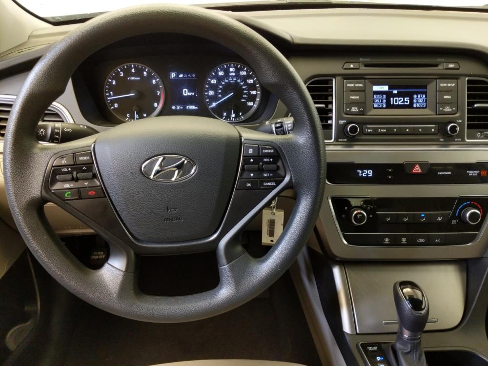 2016 Hyundai Sonata - Driver Dash