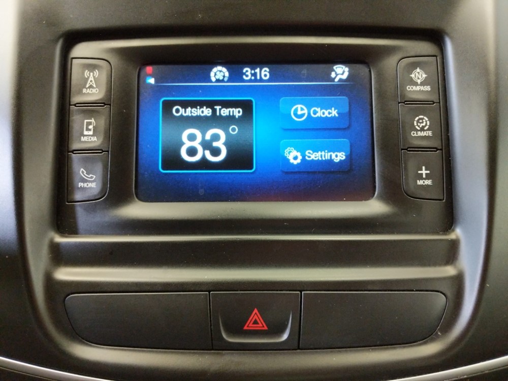 2016 Chrysler 200 - Stereo Package