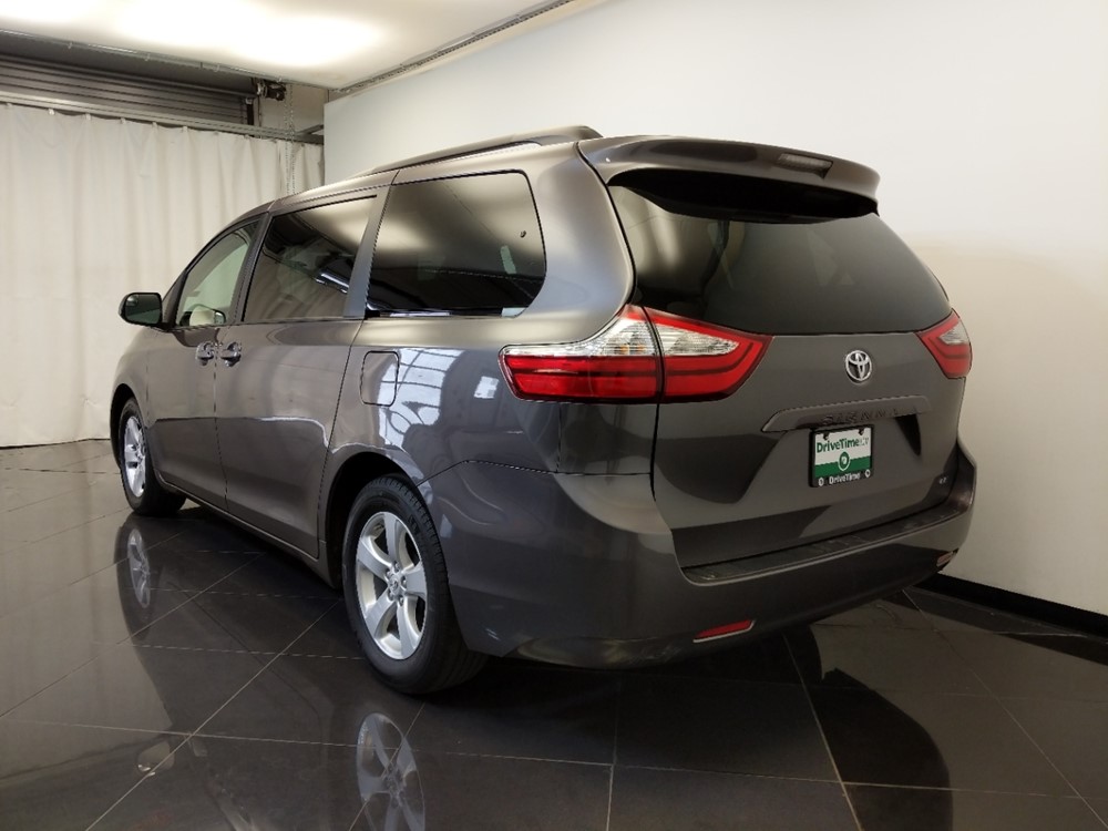 2017 Toyota Sienna - Driver Rear Bumper