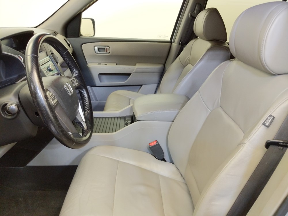 2010 Honda Pilot - Driver Front Seat