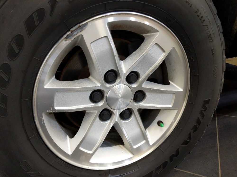 2010 GMC Sierra 1500 - Wheel