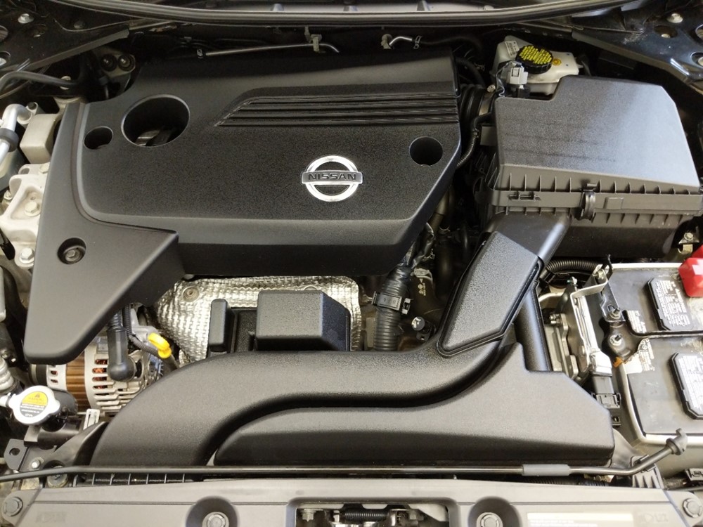 2015 Nissan Altima - Engine