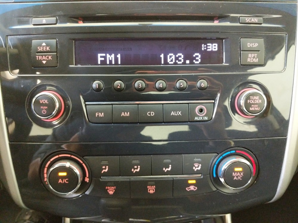 2015 Nissan Altima - Stereo Package