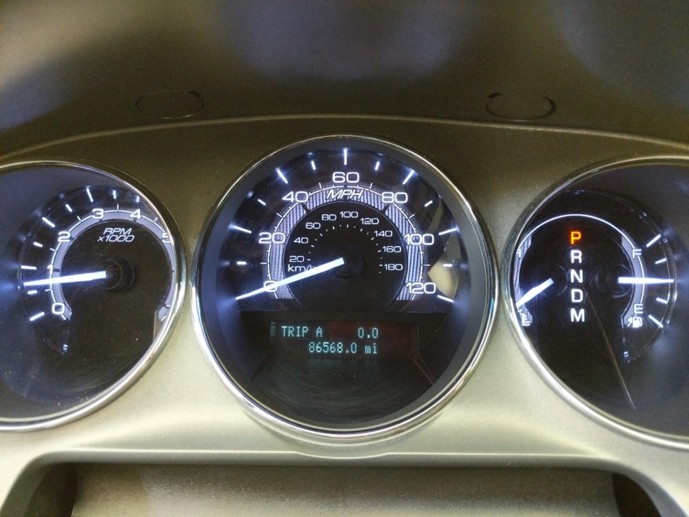 2012 Lincoln MKZ - Odometer Close Up