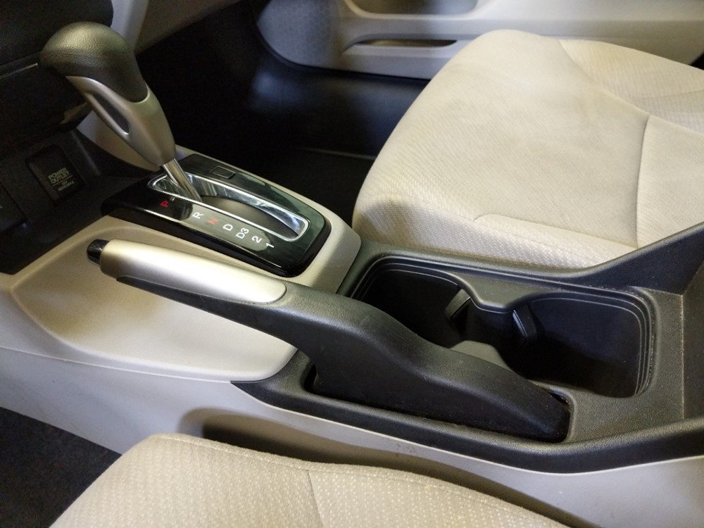 2013 Honda Civic - Center Console/Cup Holders