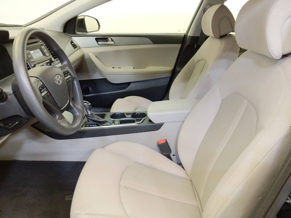 2017 Hyundai Sonata - Driver Front Seat
