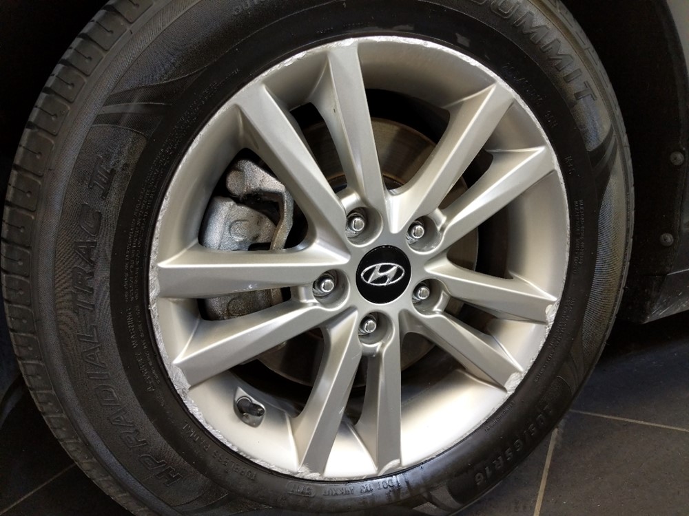 2017 Hyundai Sonata - Wheel