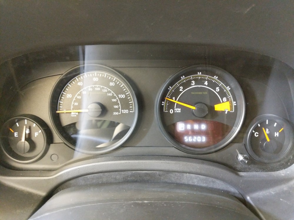 2016 Jeep Patriot - Odometer Close Up