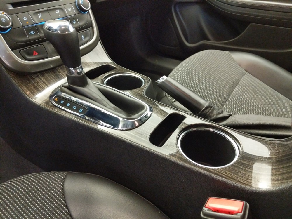 2016 Chevrolet Malibu - Center Console/Cup Holders