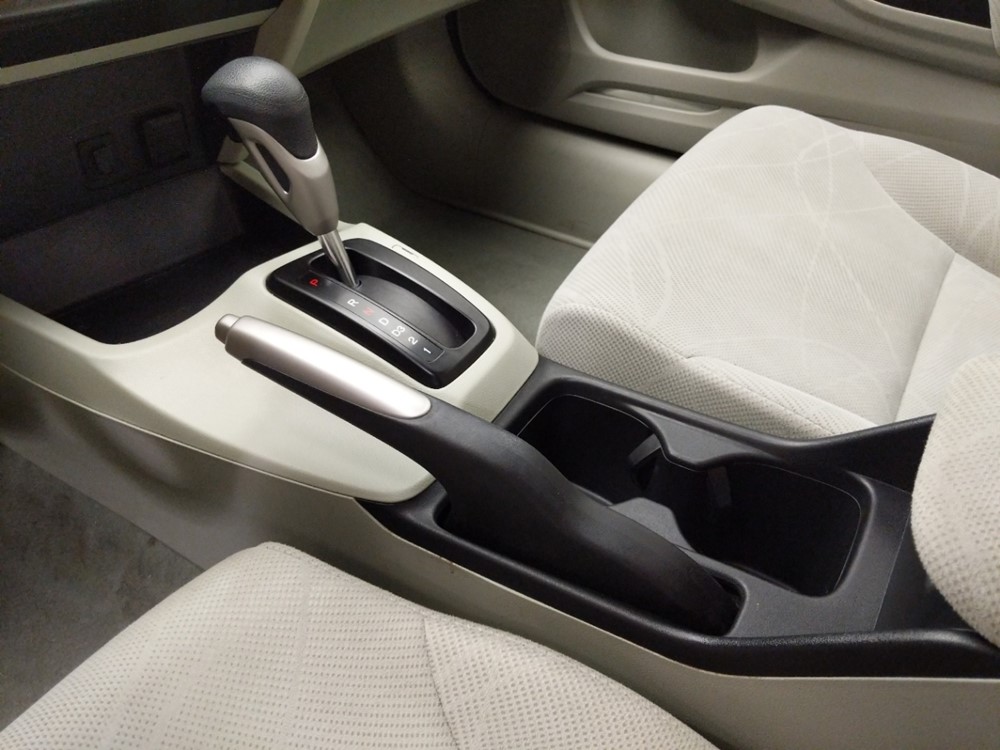 2012 Honda Civic - Center Console/Cup Holders