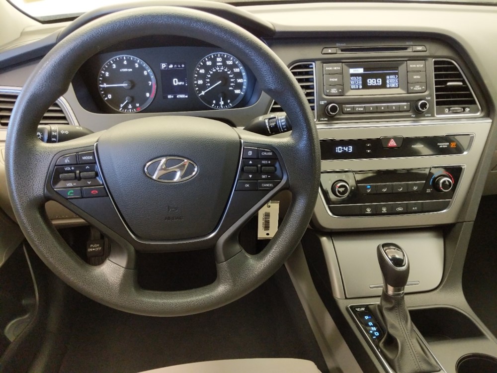 2017 Hyundai Sonata - Driver Dash