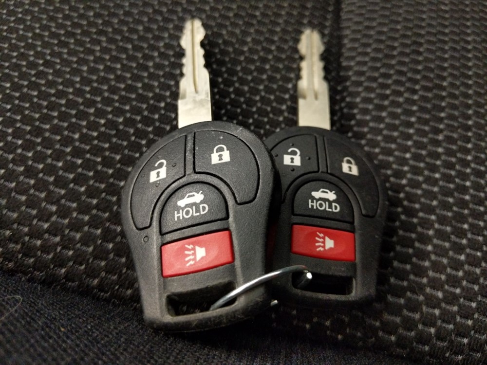2016 Nissan Sentra - Keys