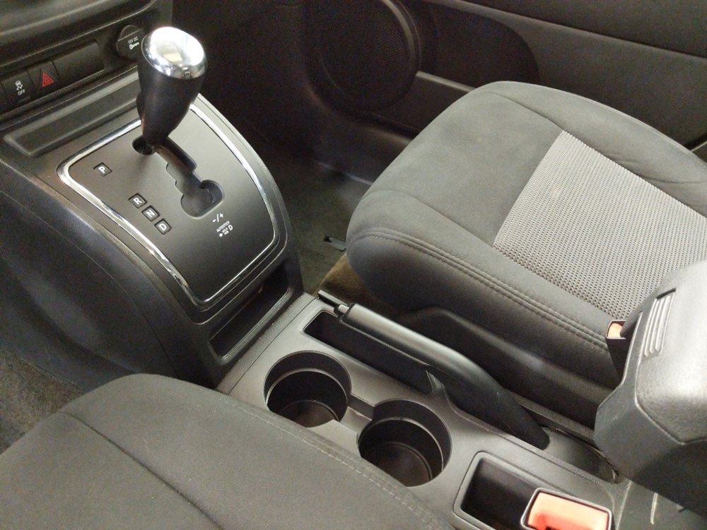 2014 Jeep Patriot - Center Console/Cup Holders