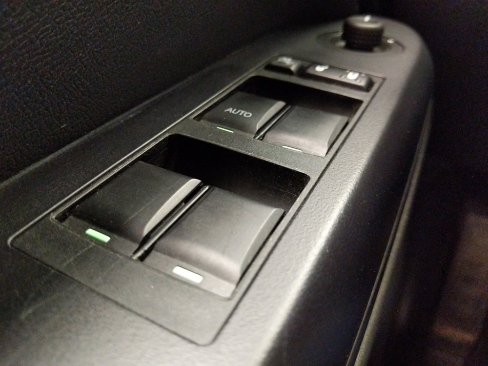 2014 Jeep Patriot - Driver Power Windows/Lock Control