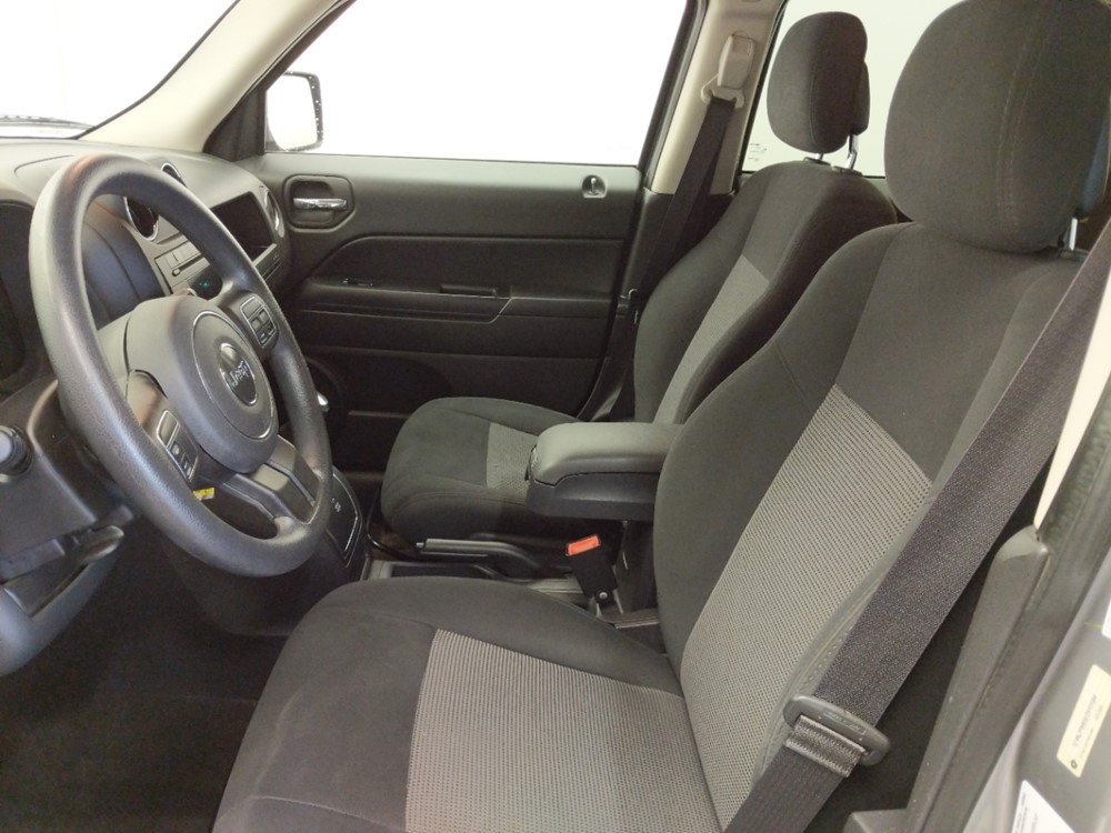 2014 Jeep Patriot - Driver Front Seat