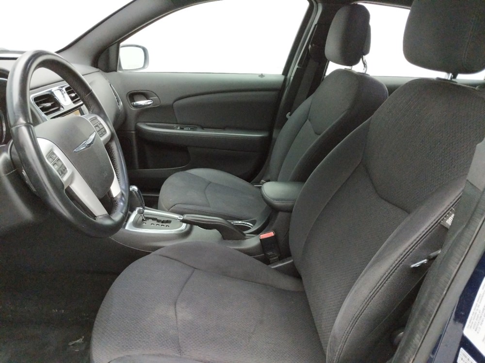 2013 Chrysler 200 - Driver Front Seat
