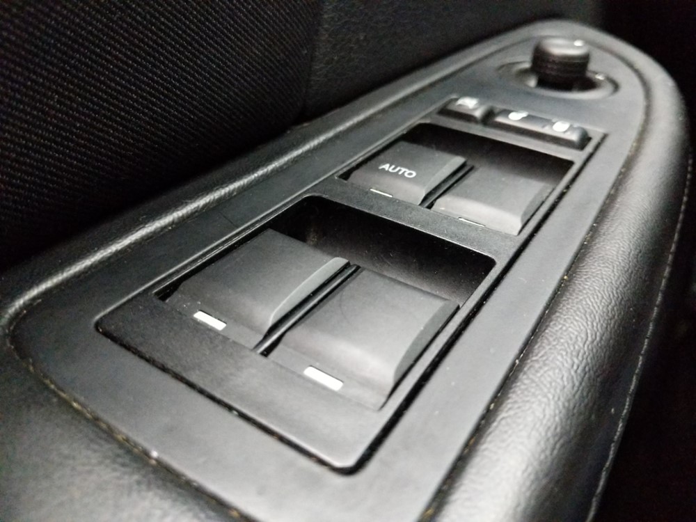 2013 Chrysler 200 - Driver Power Windows/Lock Control