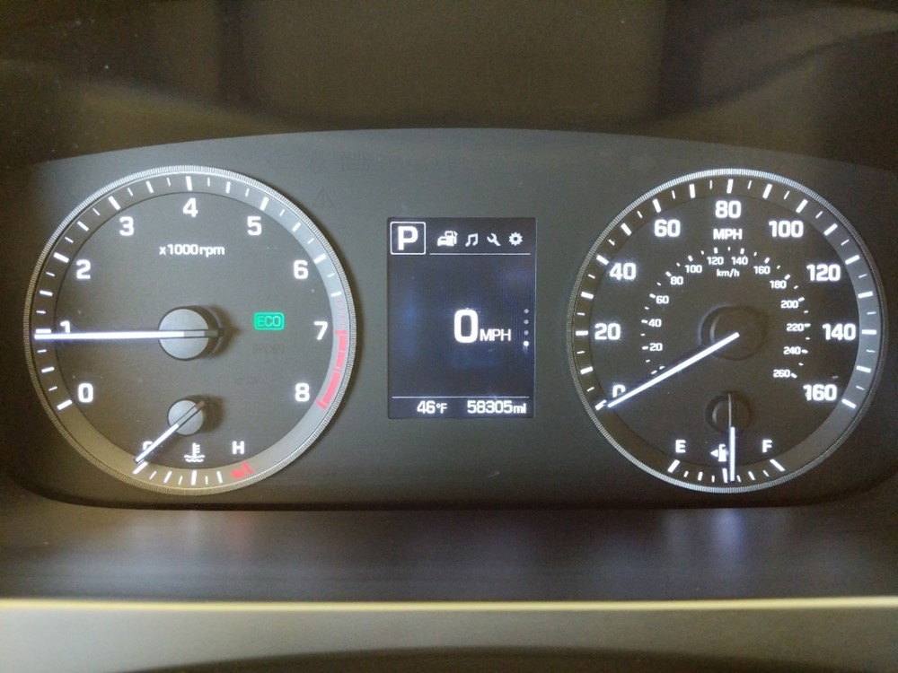 2016 Hyundai Sonata - Odometer Close Up
