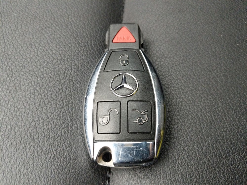 2011 Mercedes-Benz C300 - Keys