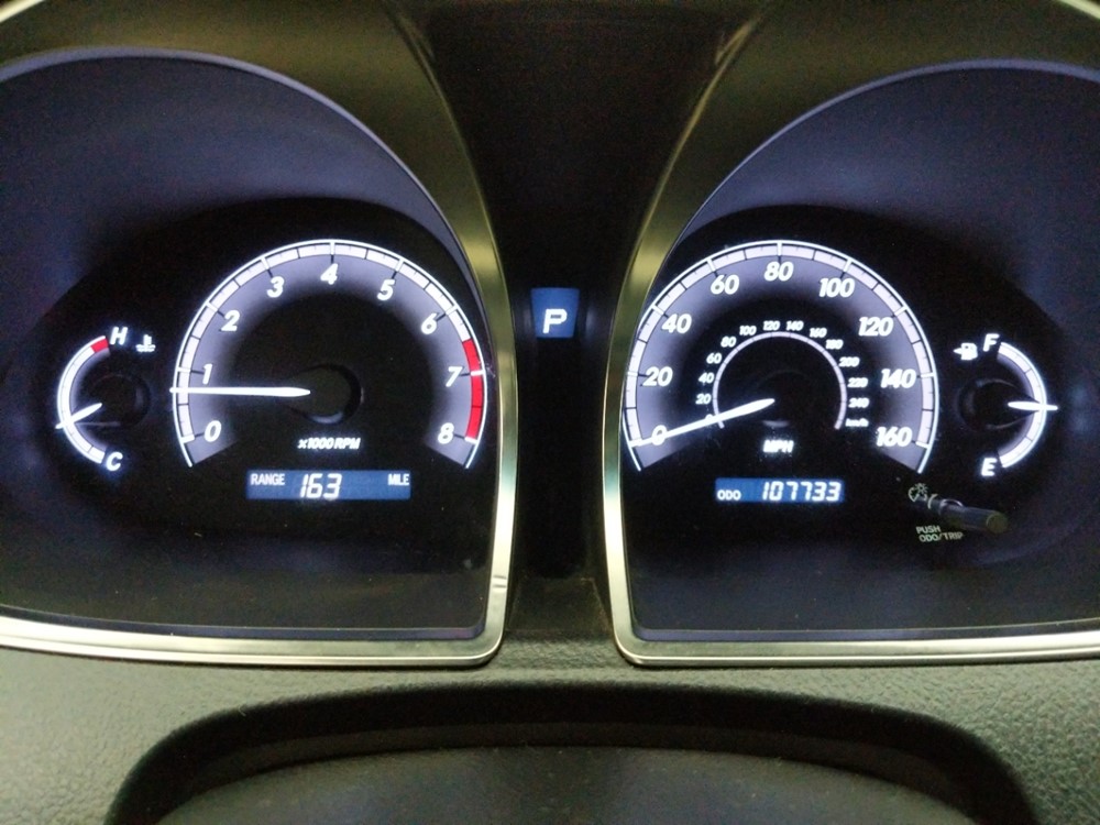 2012 Toyota Avalon - Odometer Close Up