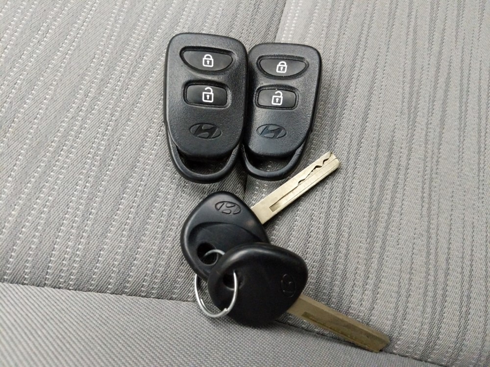 2017 Hyundai Accent - Keys