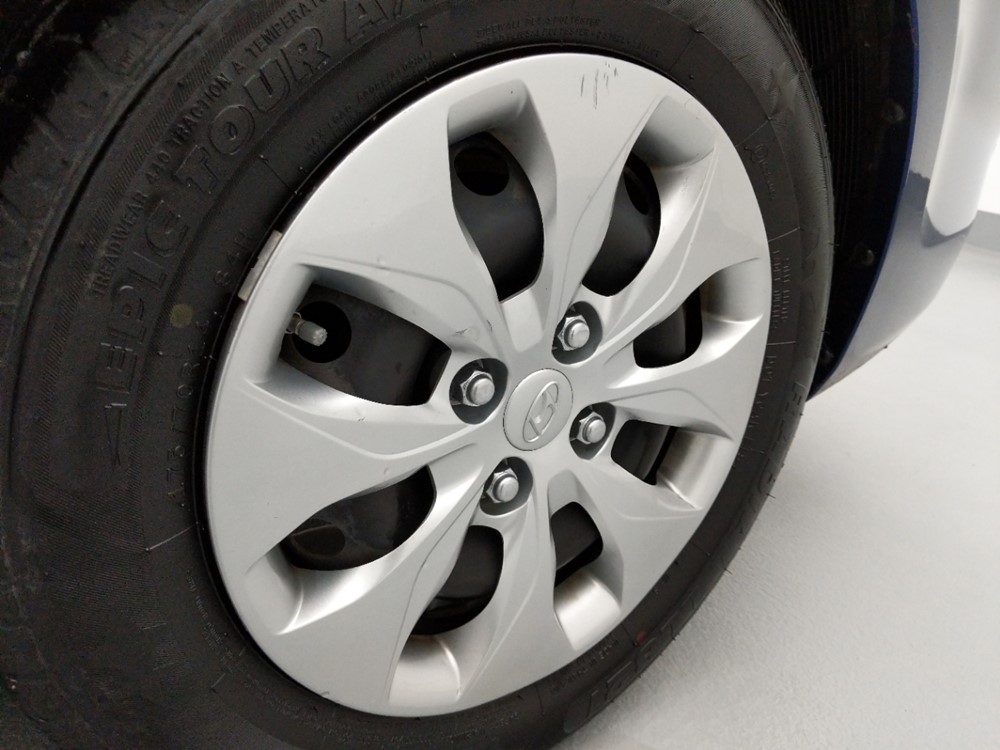 2017 Hyundai Accent - Wheel