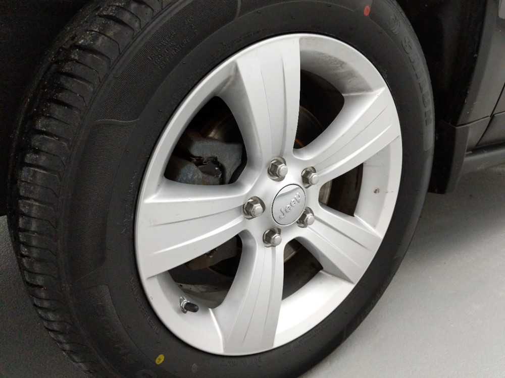 2012 Jeep Compass - Wheel