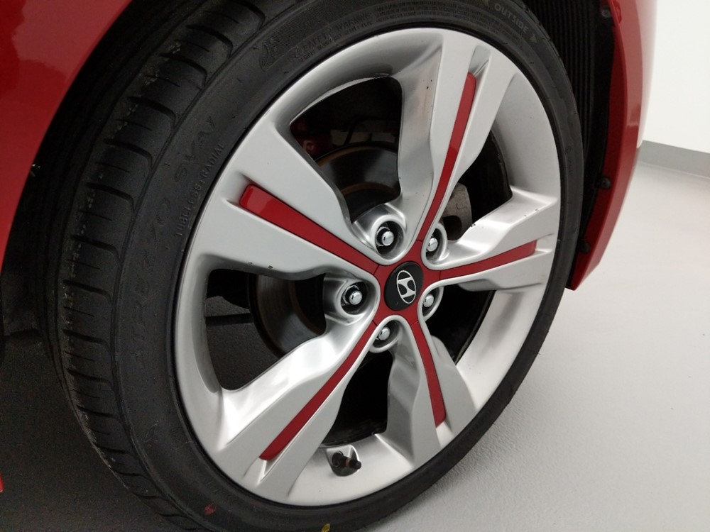 2016 Hyundai Veloster - Wheel