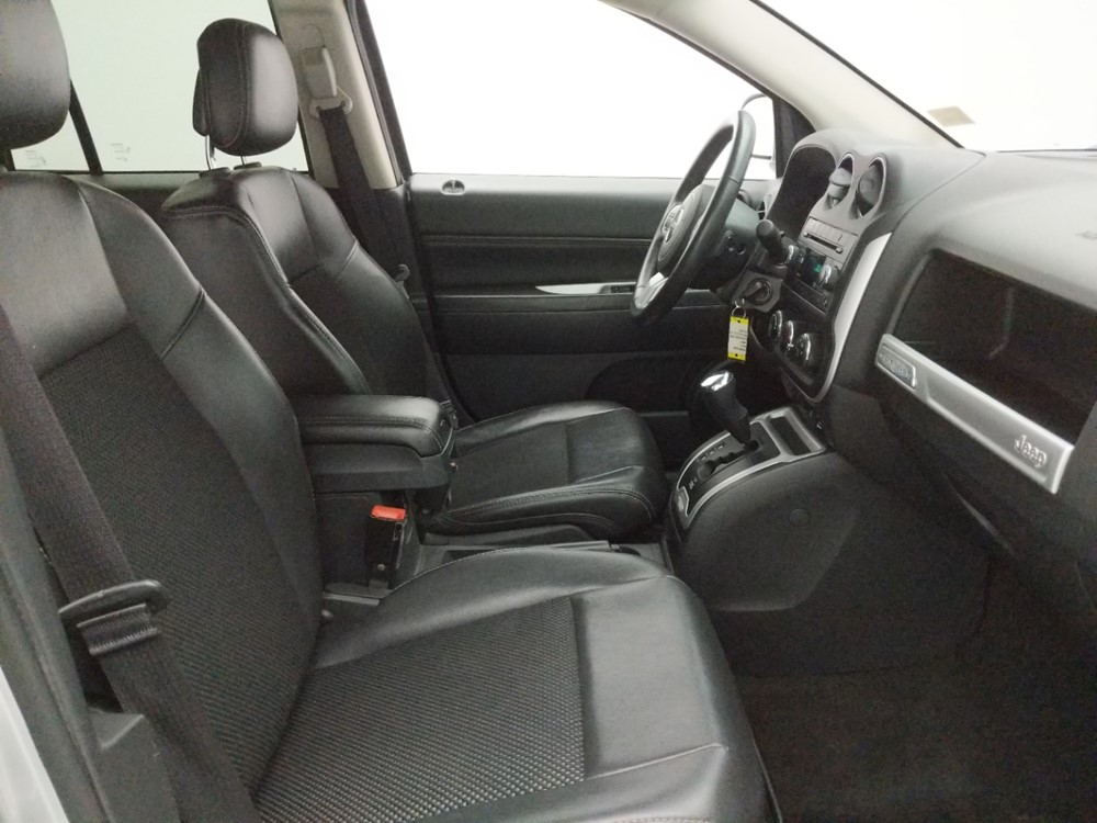 2014 Jeep Compass - Passenger Front Seat