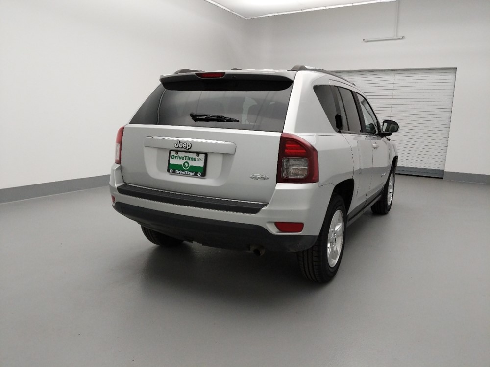 2014 Jeep Compass - Passenger Rear Trunk