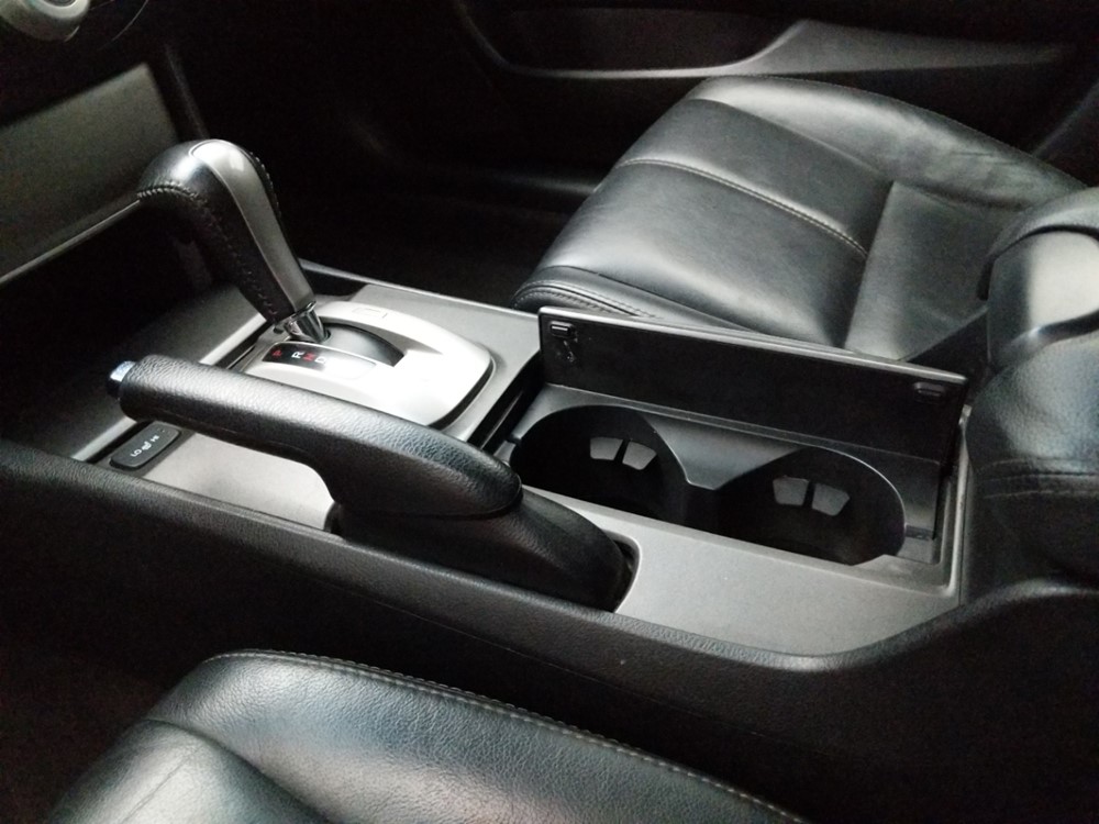 2011 Honda Accord - Center Console/Cup Holders