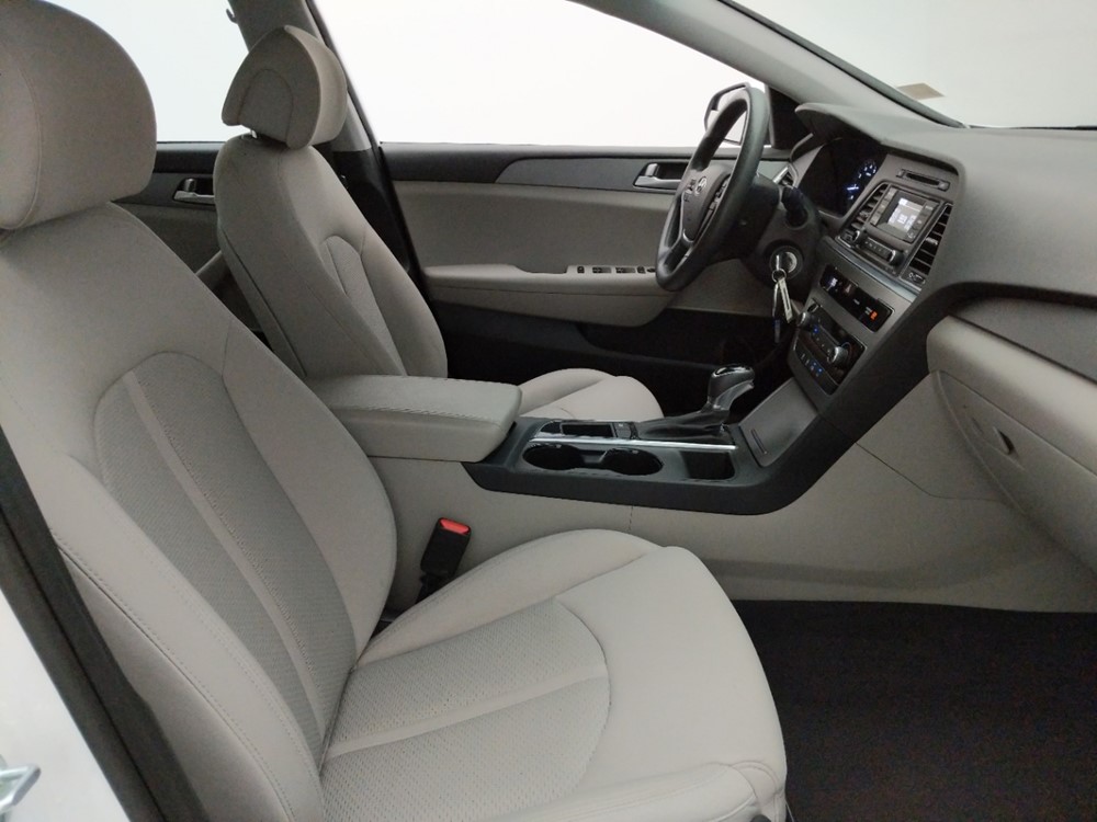 2017 Hyundai Sonata - Passenger Front Seat