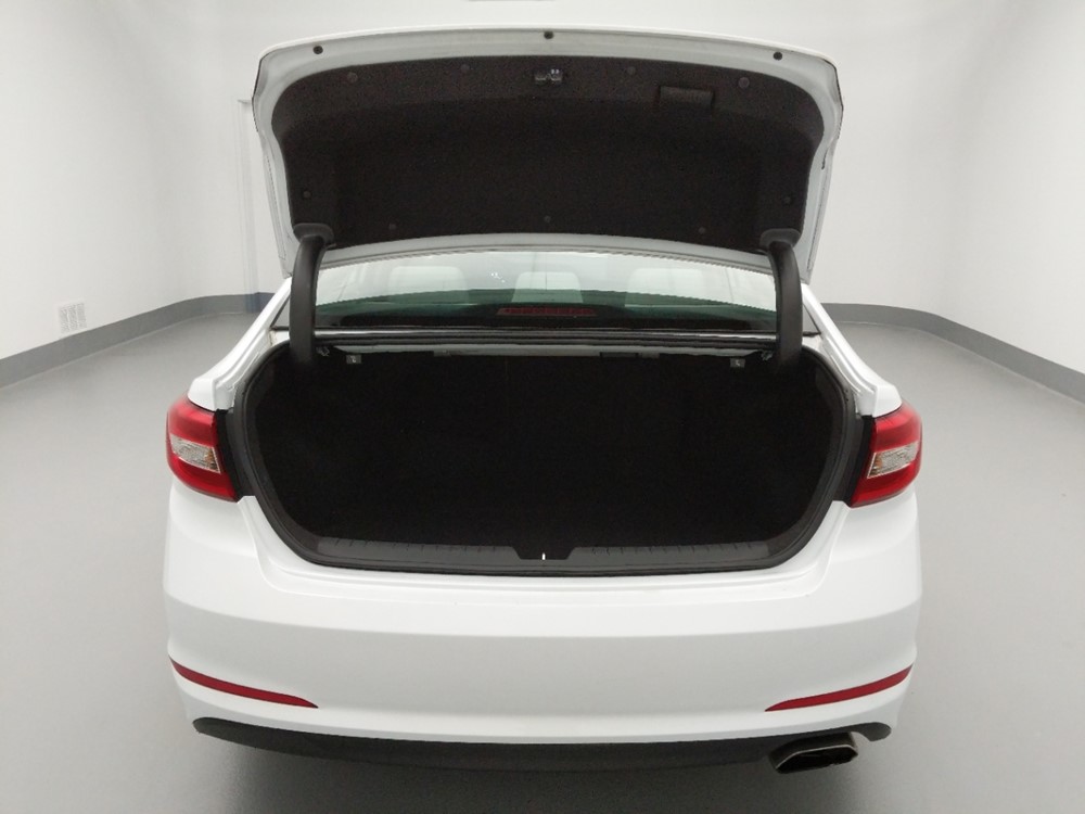 2017 Hyundai Sonata - Trunk