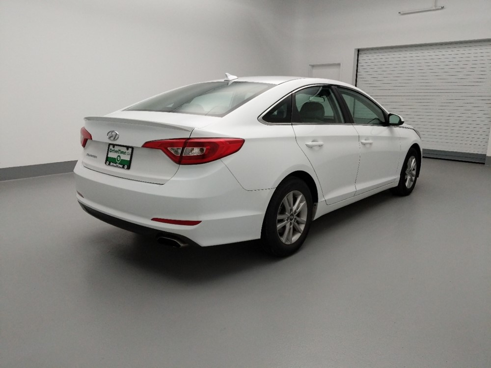 2017 Hyundai Sonata - Passenger Rear Bumper