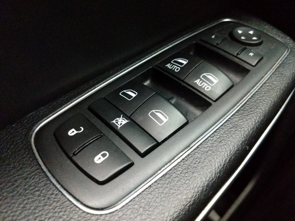 2017 Chrysler 300 - Driver Power Windows/Lock Control
